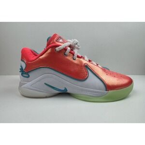 Nike Lebron XXII Men's Size 10.5 Xmas Solar Red Dusty Cactus White HV5148-600